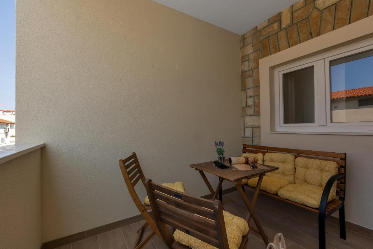 Rafael Apartamento Makarska Exterior foto